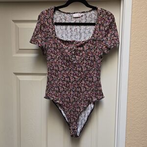 SO Floral Print Bodysuit - Multicolor